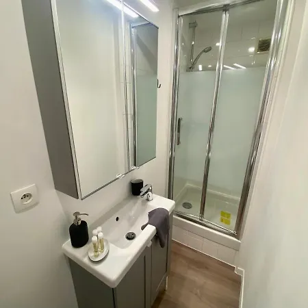 Appartement J'entends Le Lit, Le Renard Et Le Parking...-t2